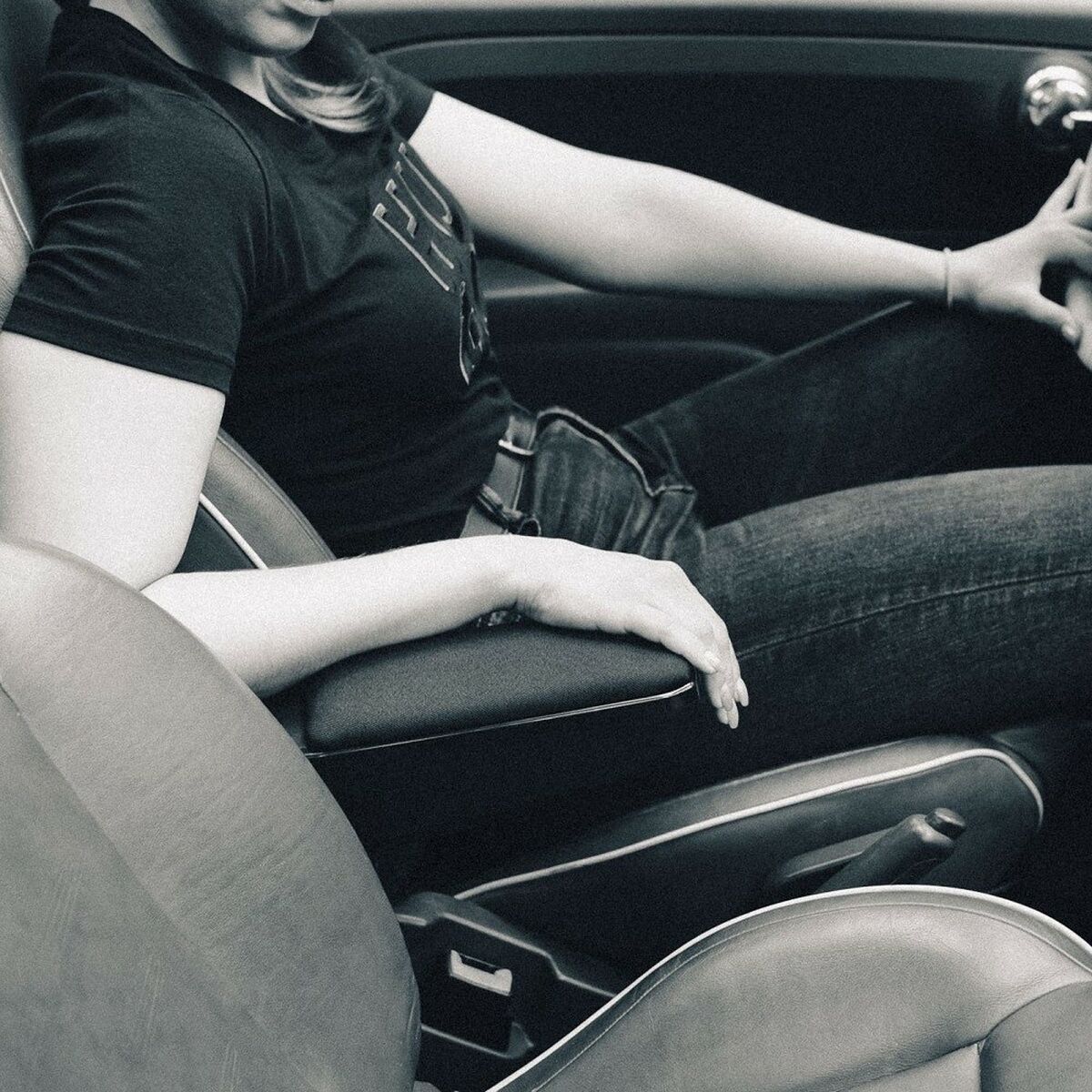 V6HC7AEA704706468A39340D56A2094E1F1R6992177P5